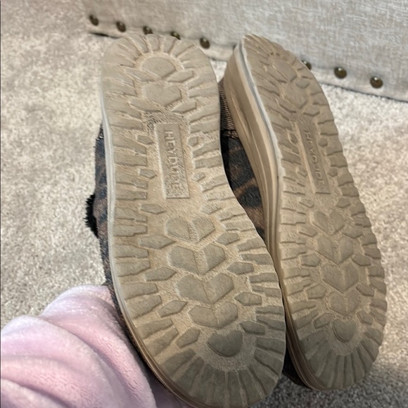 Hey Dude Black and Brown Ankle Boots for Everyday Comfort - Picture 4 of 4